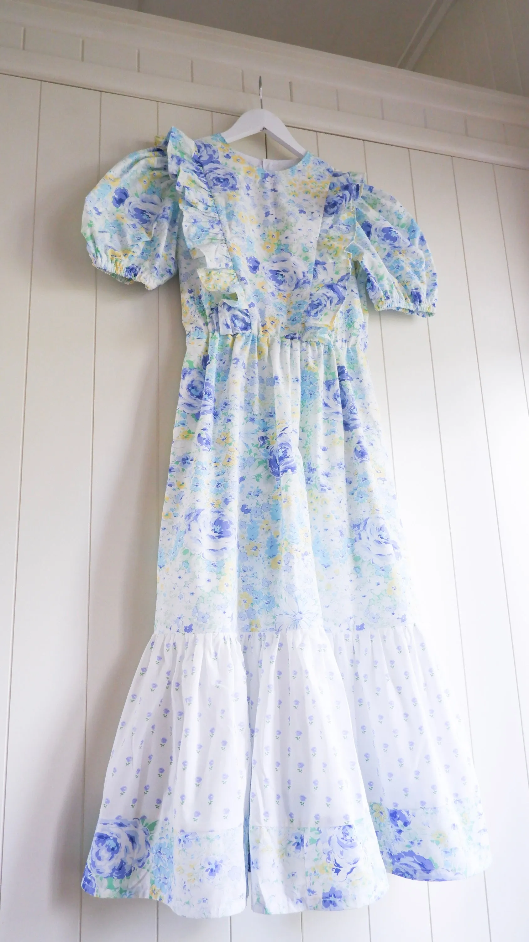 THE CAFÉ DRESS