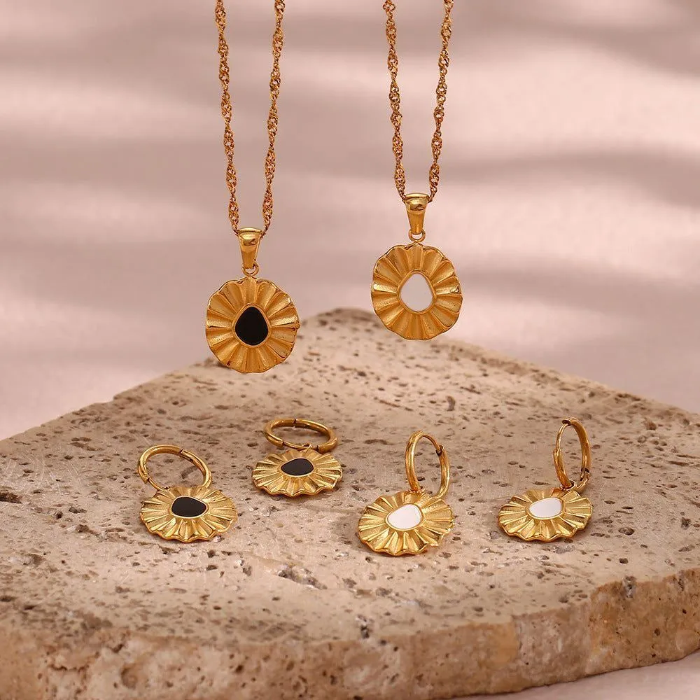 Titanium Steel Water Wave Chain Sunflower Dropping Oil Pendant Necklace