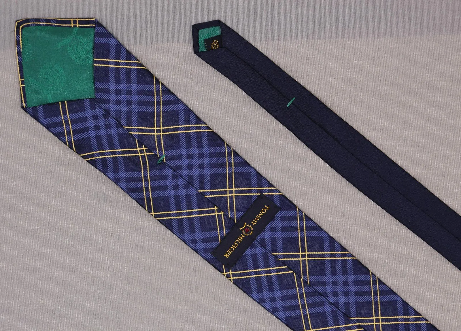 Tommy Hilfiger Plaid Silk Necktie Vintage Tie Blue Gold