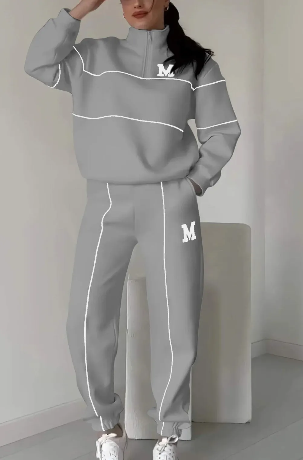 Trendy Letter Print Long-Sleeved Top and Trousers Sports Suit for Casual Comfort