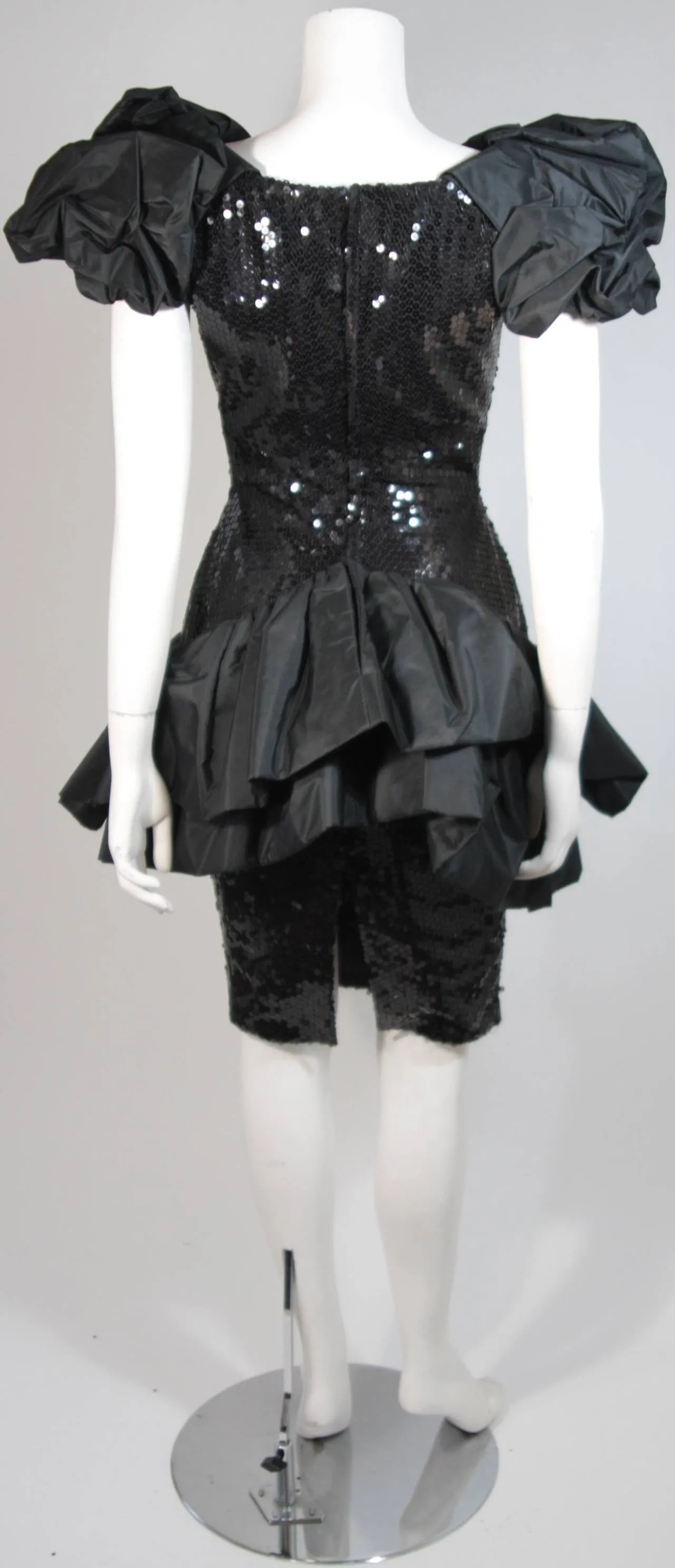 VICKY TIEL Black Sequin Bodice Cocktail Dress Size 38