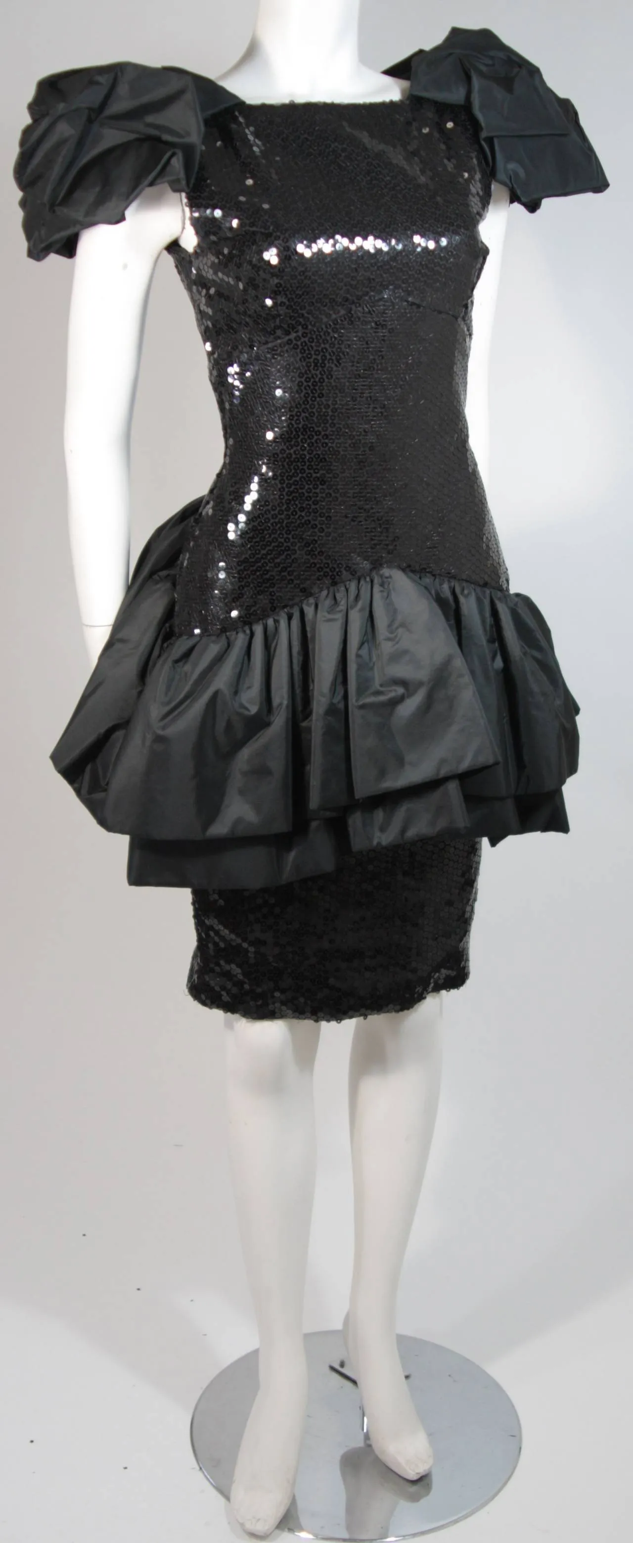 VICKY TIEL Black Sequin Bodice Cocktail Dress Size 38
