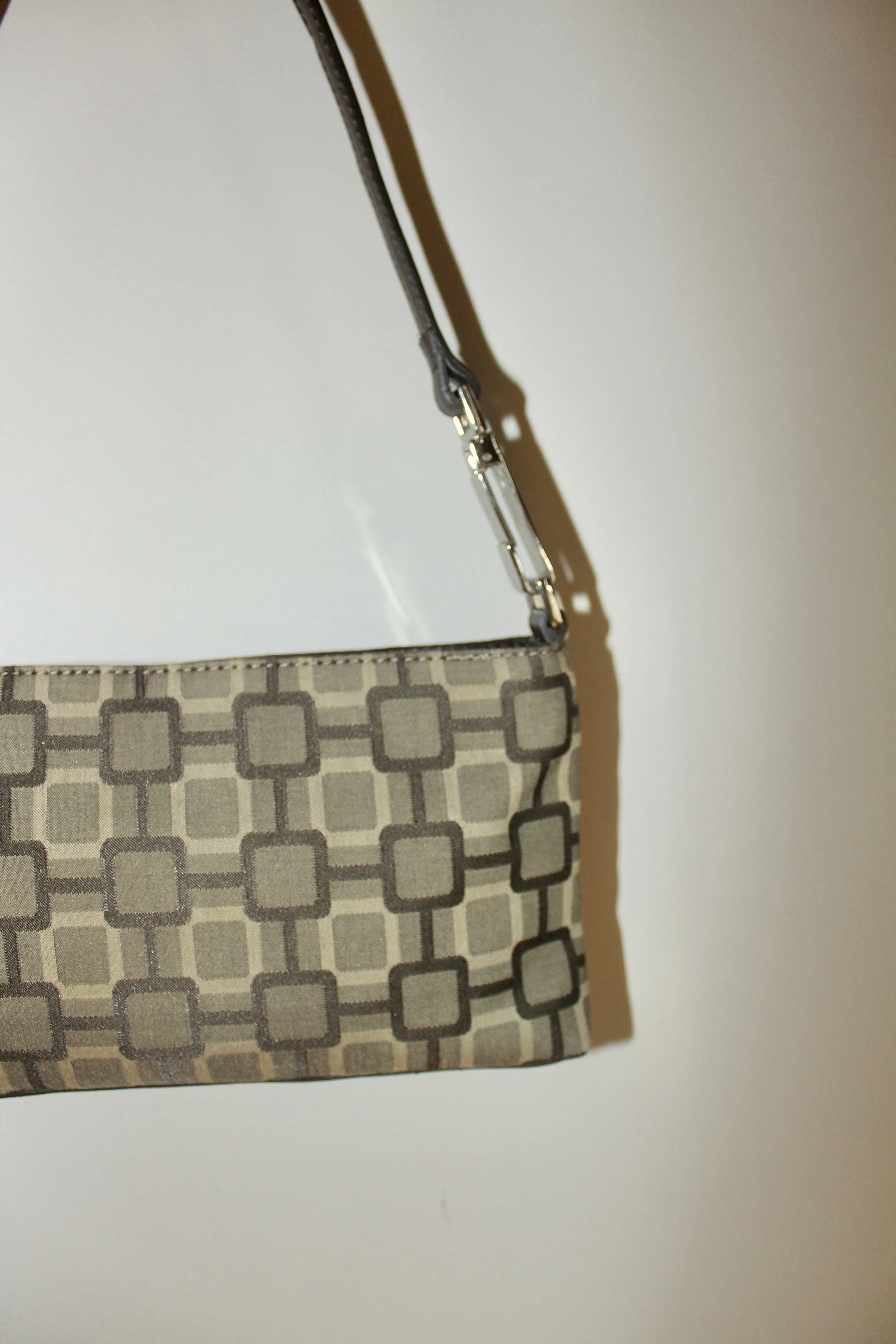 Vintage 90s Retro Geometric Purse