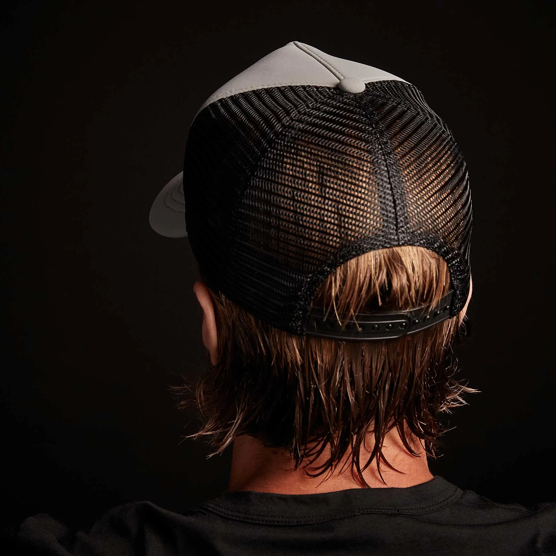 Wave Patch Scuba Trucker Hat - Pale Grey