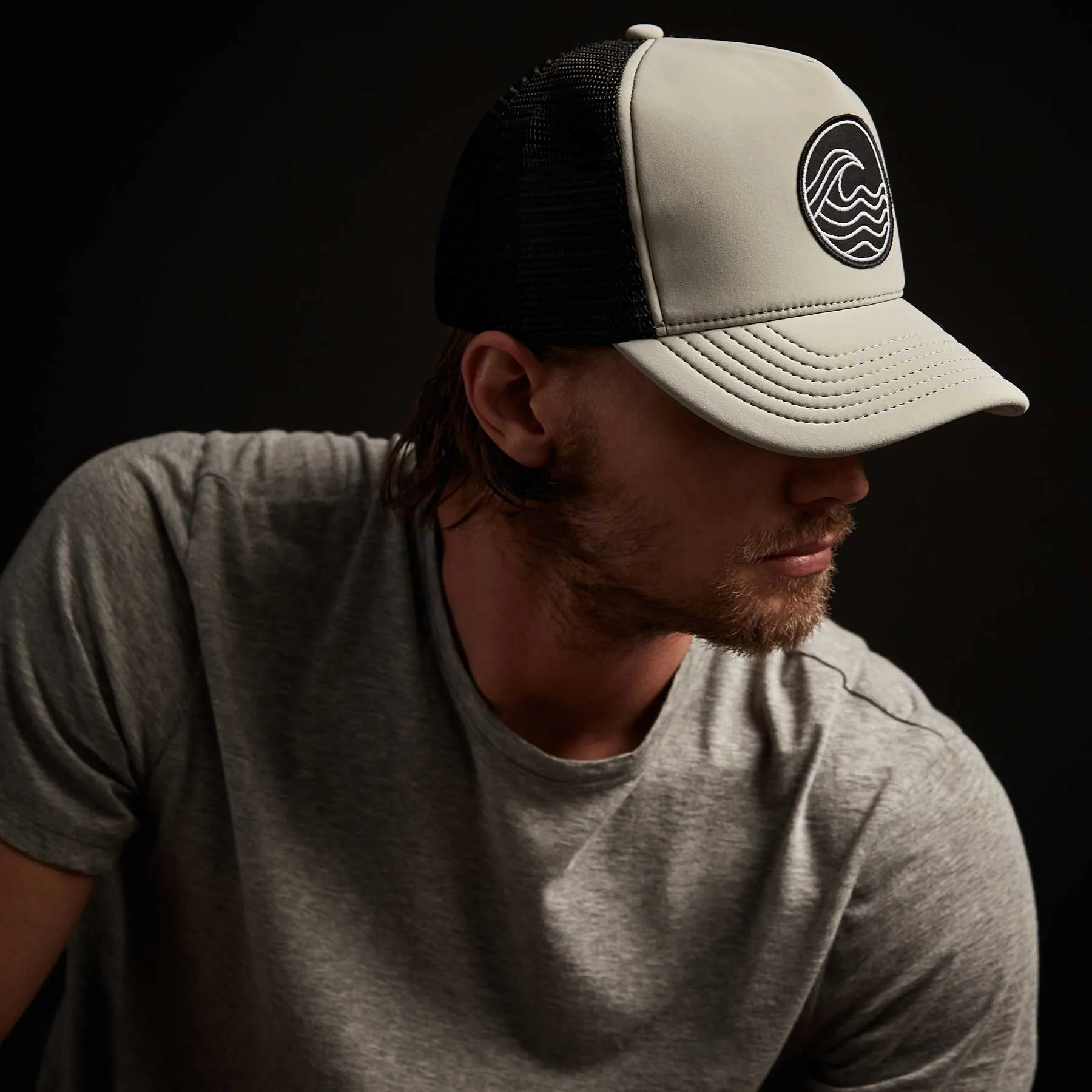 Wave Patch Scuba Trucker Hat - Silver Grey