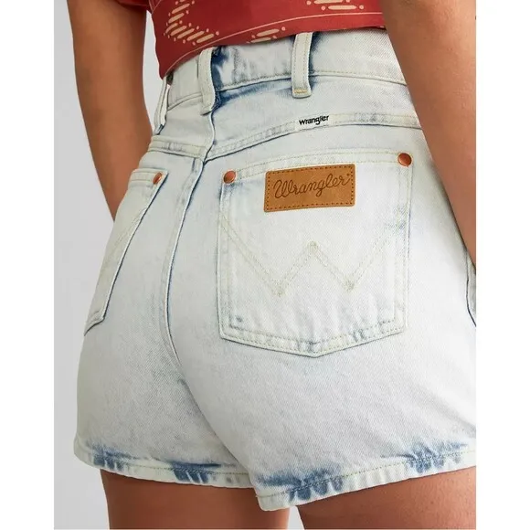 Wrangler Womens Festival Denim Short High Rise Light Blue Wash Western New