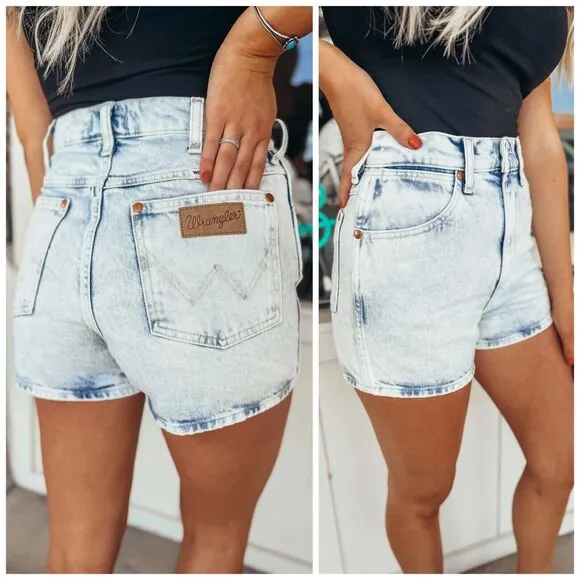 Wrangler Womens Festival Denim Short High Rise Light Blue Wash Western New