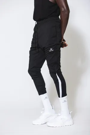 Xeist Black 741z Joggers